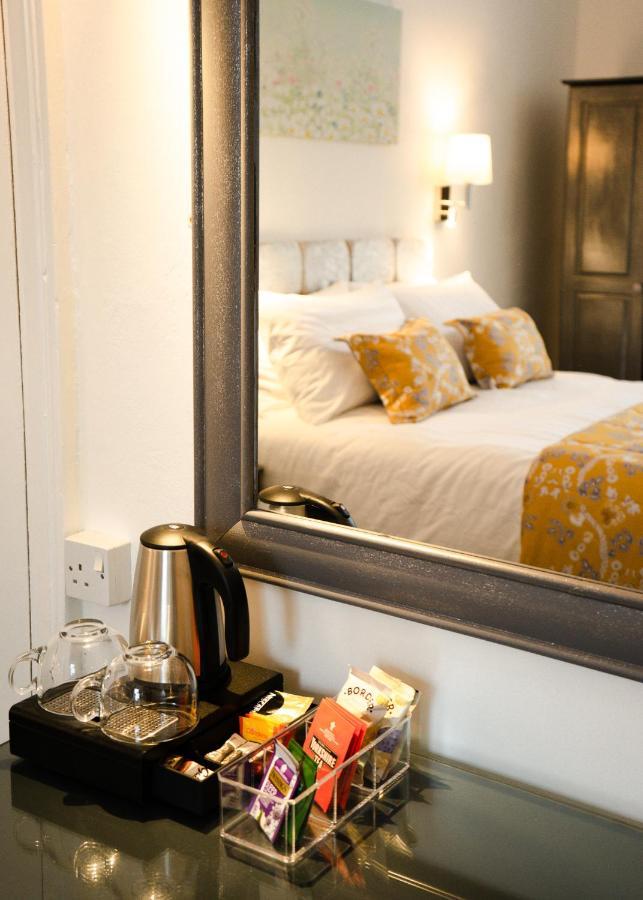 Gresham Court Hotel Торки Екстериор снимка