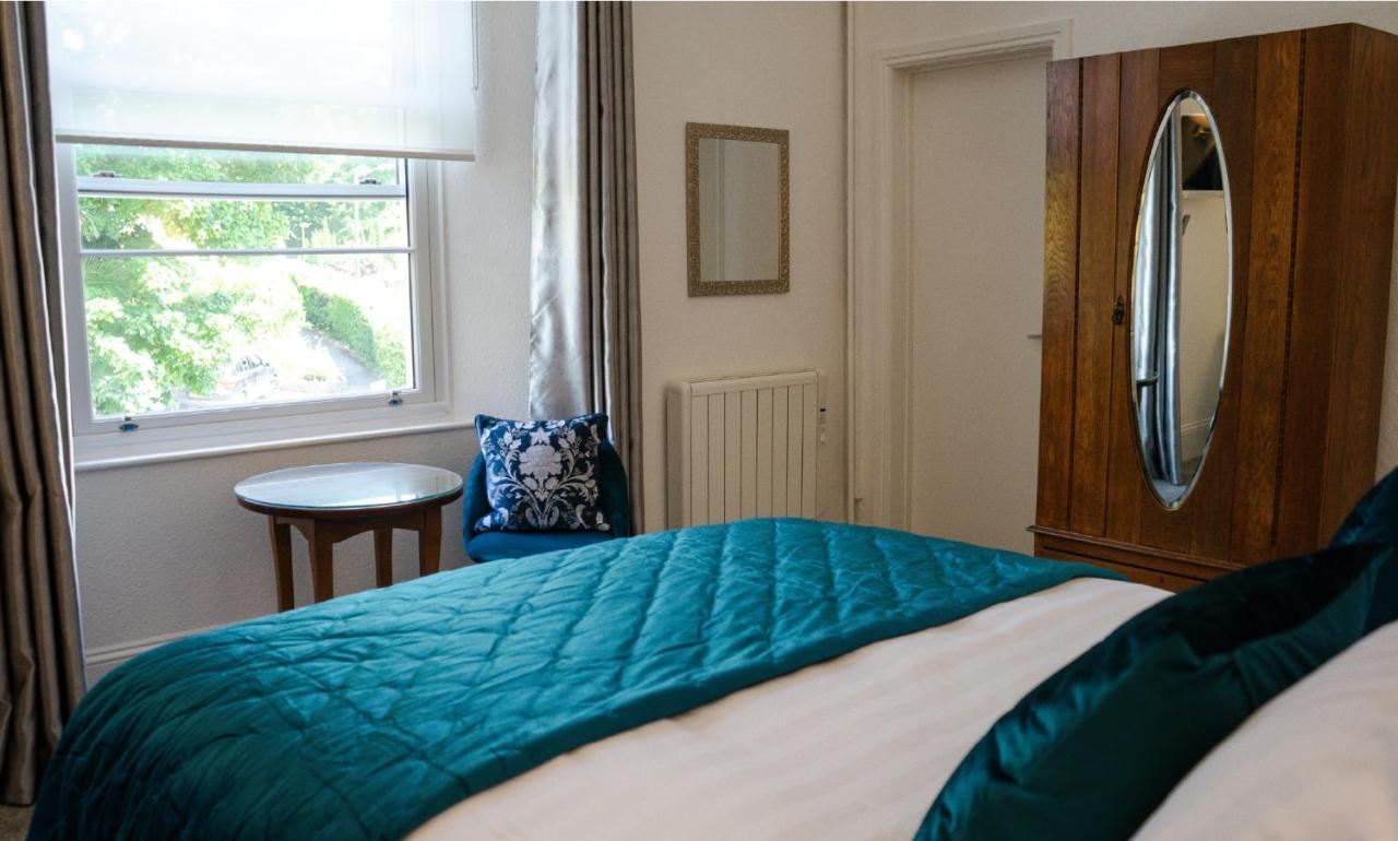 Gresham Court Hotel Торки Екстериор снимка