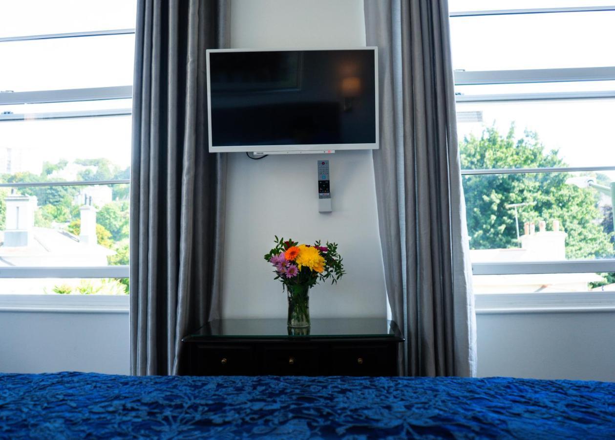 Gresham Court Hotel Торки Екстериор снимка