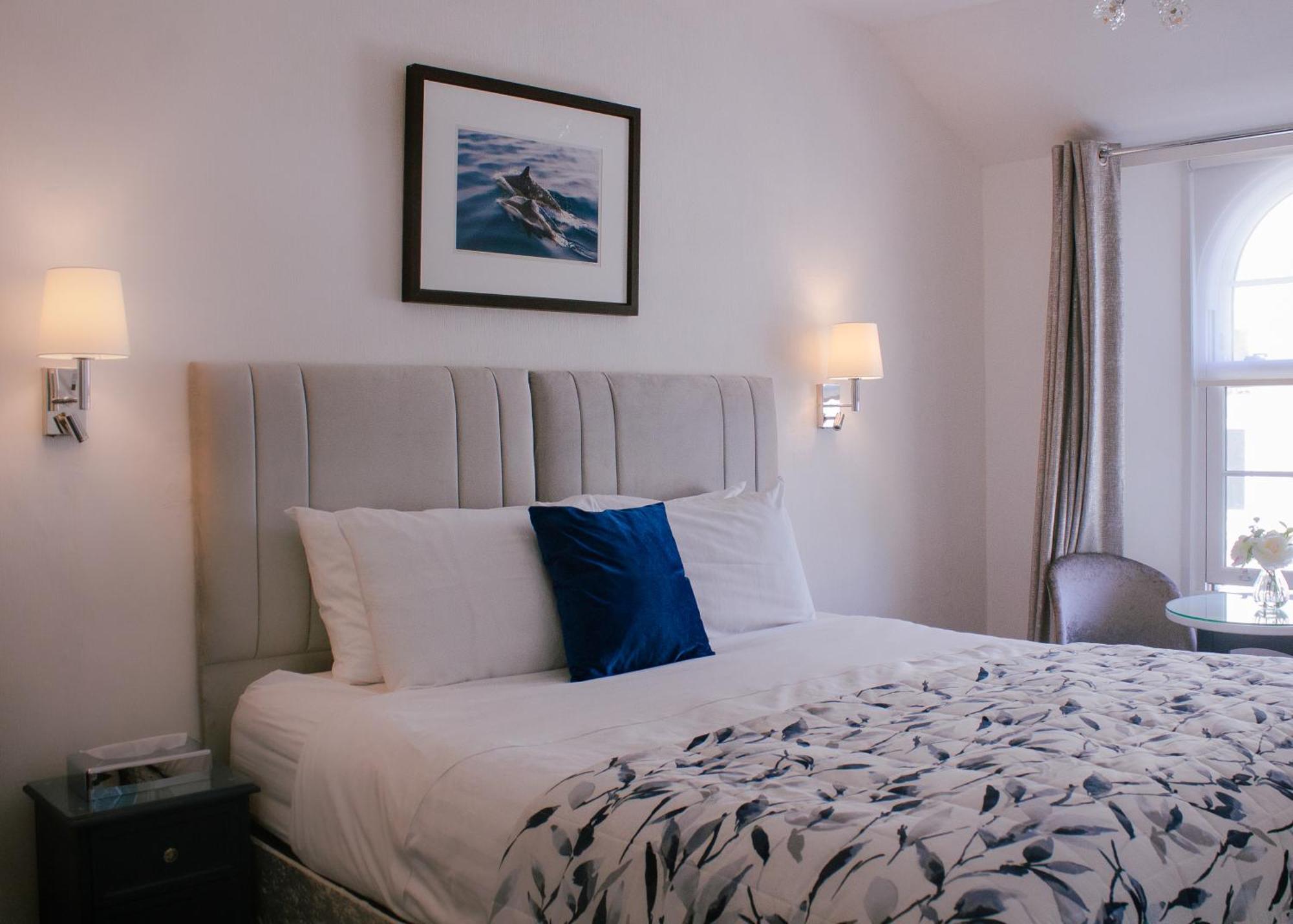 Gresham Court Hotel Торки Екстериор снимка